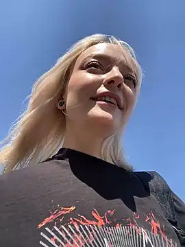 aka Blonde online show from June 2026 08:31:02 AM