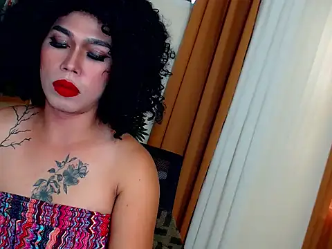 AmandaSmithTs online show from February 2026 12:01:01 AM