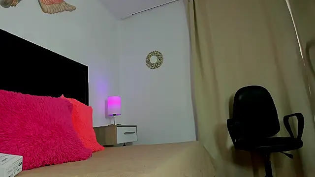 Natalye 23 online show from March 2026 10:31:02 PM