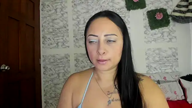 Snapshot of XXXStephanie_XXX chatting on June 2026 10:01:02 PM XXXStephanie XXX online show from June 2026 10:01:02 PM