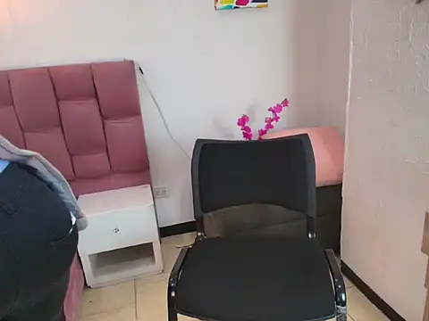 Oswalldo   online show from March 2026 11:10:02 AM