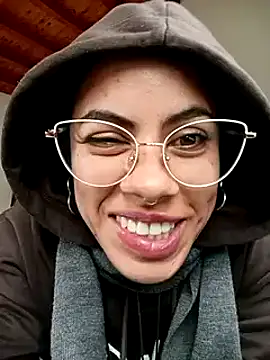 Canela Osada  online show from February 2026 02:06:02 PM