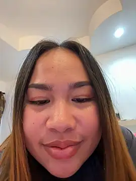 Snapshot of Ponthip chatting on February 2026 10:07:01 PM Ponthip online show from February 2026 10:07:01 PM