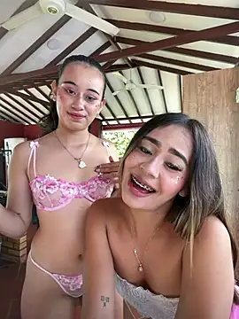 Snapshot of l0lita_emi chatting on March 2026 03:16:01 PM l0lita emi online show from March 2026 03:16:01 PM