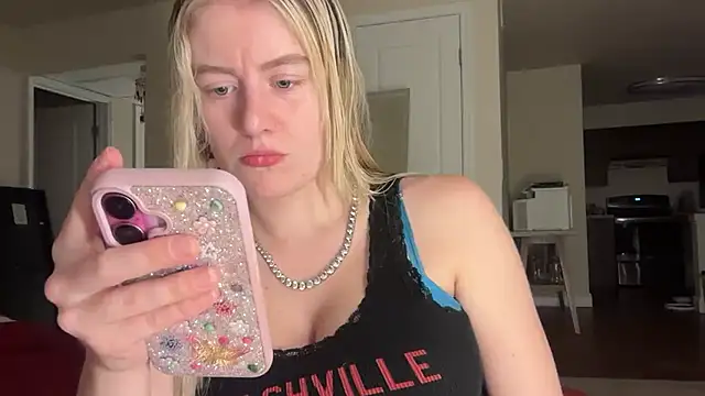 blondebunny999 999 online show from February 2026 04:20:01 AM