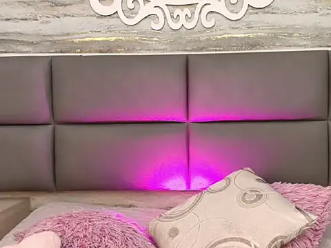 Little Mayy online show from February 2026 11:42:02 AM