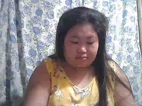 Snapshot of pinay_rose14 chatting on May 2026 07:31:01 PM pinay rose14 online show from May 2026 07:31:01 PM