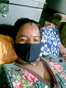 kiiuu sexe online show from February 2026 04:51:02 AM