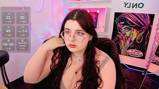 Snapshot of Siena_aa chatting on May 2026 09:10:02 PM Siena aa online show from May 2026 09:10:02 PM