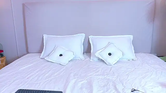 zarah queen online show from February 2026 03:13:02 AM