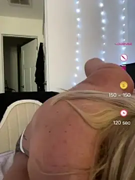 Snapshot of FoxyMillie chatting on July 2026 07:16:01 PM FoxyMillie online show from July 2026 07:16:01 PM