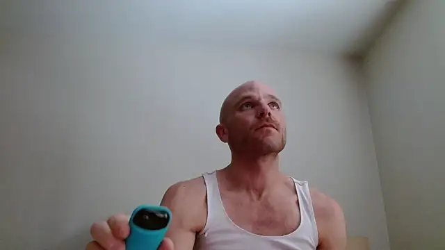 Snapshot of FrankieFuckMe chatting on February 2026 07:50:02 PM FrankieFuckMe online show from February 2026 07:50:02 PM