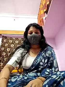 Priyaji7575 online show from February 2026 06:01:02 AM