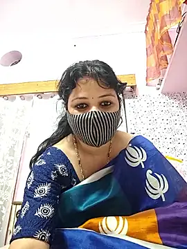 Priyaji7575 online show from February 2026 11:20:02 AM