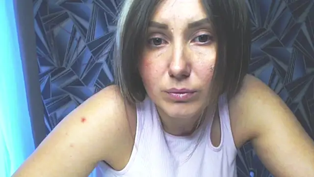 NikkiKiss    online show from April 2026 11:37:02 AM