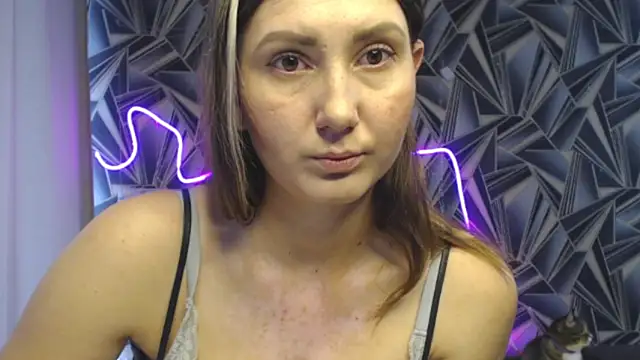 NikkiKiss    online show from May 2026 01:02:02 AM