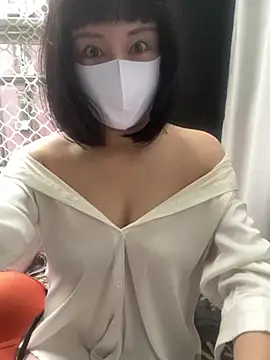 Mia-zhan online show from February 2026 11:23:01 PM