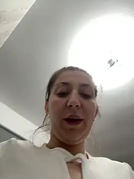 Snapshot of dalia0710 chatting on April 2026 08:40:02 PM dalia0710 online show from April 2026 08:40:02 PM