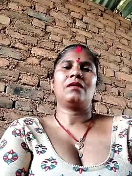 Hot di97 online show from March 2026 07:34:02 AM