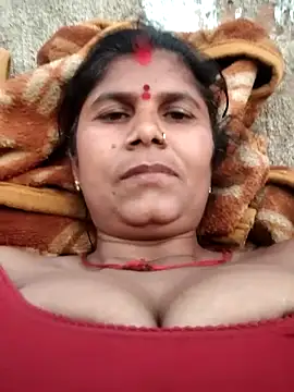 Hot di97 online show from March 2026 01:00:01 PM