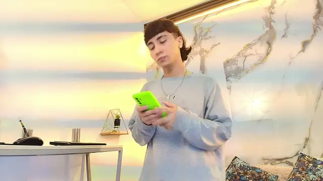 XanderGrey8 online show from March 2026 07:09:01 PM