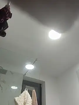 Missolevelvet online show from March 2026 10:06:01 PM