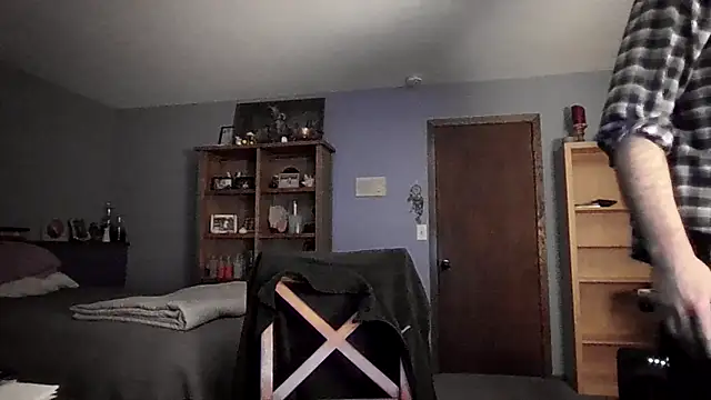 chrisw8140 online show from March 2026 05:35:01 AM