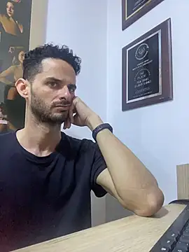 gatoquiles online show from February 2026 08:35:01 PM