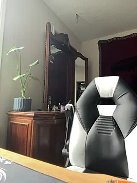 JoeyBlazy online show from May 2026 04:11:02 PM