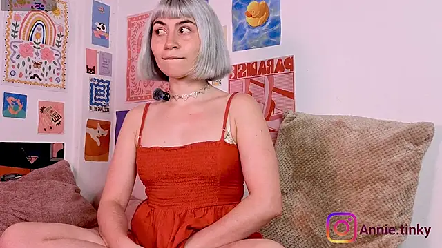 Snapshot of annieTinky0 chatting on February 2026 11:33:02 PM annieTinky0 online show from February 2026 11:33:02 PM