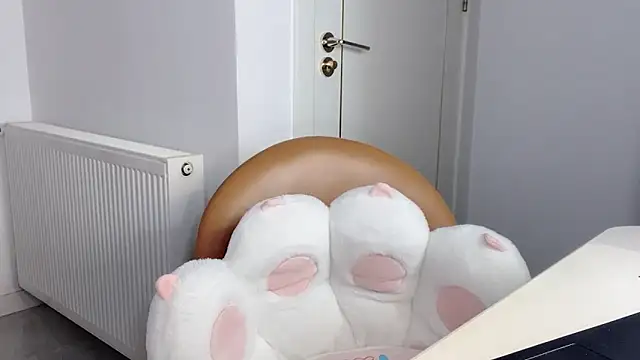 X-9958 online show from February 2026 12:36:01 PM