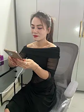 Snapshot of Llabi2k chatting on March 2026 08:39:01 AM Llabi2k online show from March 2026 08:39:01 AM