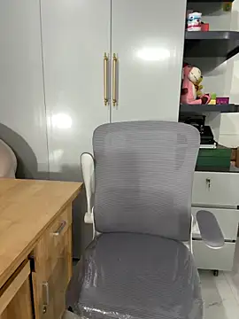 Snapshot of Llabi2k chatting on April 2026 07:41:01 PM Llabi2k online show from April 2026 07:41:01 PM