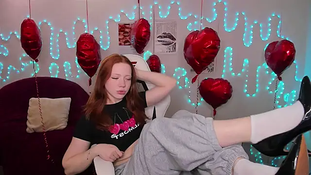 Snapshot of Katrys chatting on February 2026 12:40:01 AM Katrys online show from February 2026 12:40:01 AM