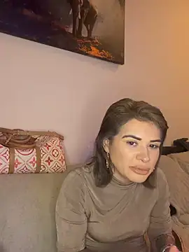 Demi Lovex online show from February 2026 07:28:01 PM