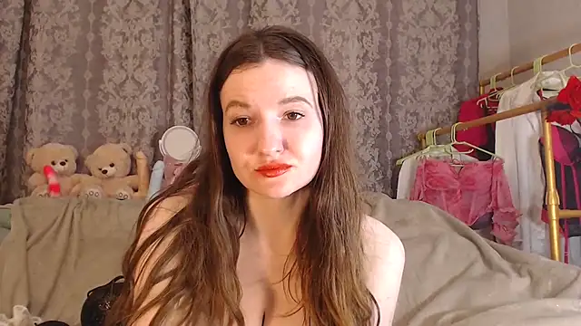 Snapshot of RileySteeele chatting on February 2026 02:13:02 PM RileySteeele online show from February 2026 02:13:02 PM