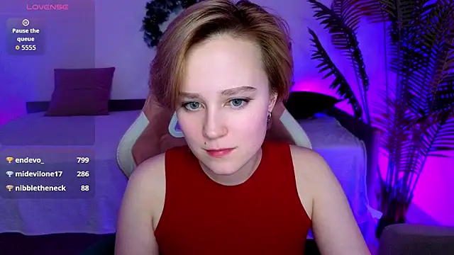 Ellie Heavenly online show from January 2026 07:11:01 PM