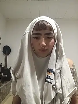 AlexxaAndRileyy online show from April 2026 03:02:01 AM