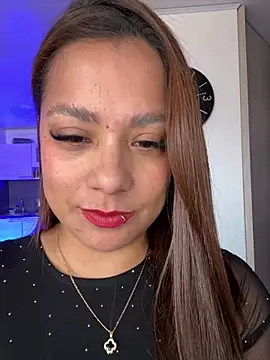 Pretty  Milf online show from March 2026 01:05:02 PM