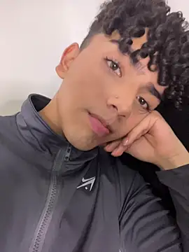 Snapshot of Nick_Twink chatting on February 2026 04:05:02 AM Nick Twink online show from February 2026 04:05:02 AM