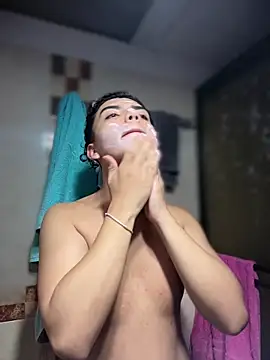 Snapshot of Nick_Twink chatting on February 2026 11:32:01 PM Nick Twink online show from February 2026 11:32:01 PM