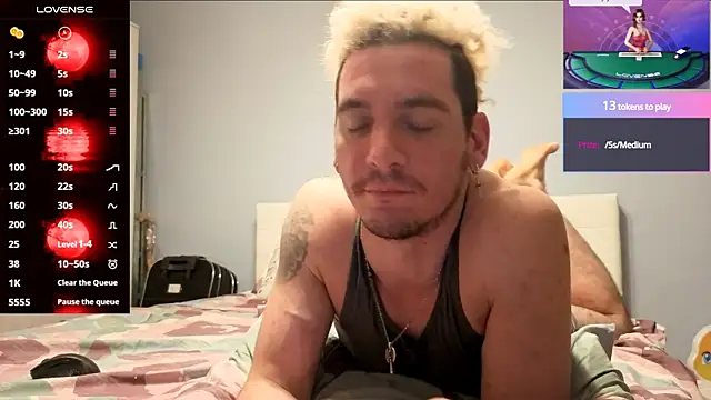 Snapshot of Rayzel_White chatting on July 2026 12:06:02 AM Rayzel White online show from July 2026 12:06:02 AM