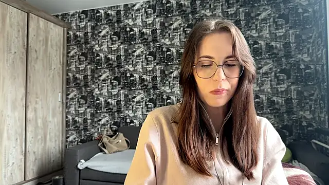 JanelleCourville online show from March 2026 10:32:01 AM