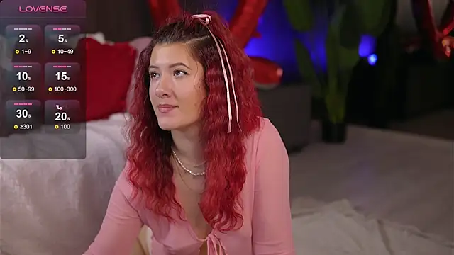 EvaMo0n online show from February 2026 06:26:01 AM