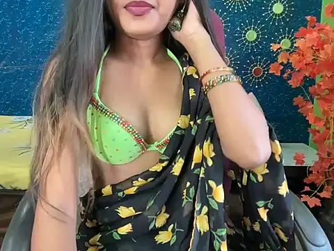 Snapshot of Brown-beauty chatting on June 2026 01:04:01 PM Brown-beauty online show from June 2026 01:04:01 PM
