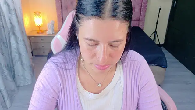 keileen luna online show from May 2026 08:05:02 PM