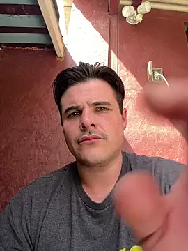 Derekmars online show from April 2026 10:04:01 PM