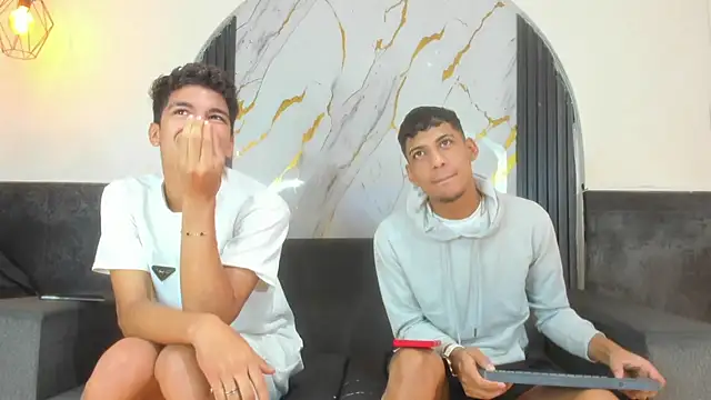 ALEX KEITH26 online show from February 2026 11:59:01 AM