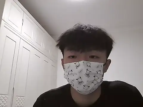 Snapshot of Chocolates-001 chatting on January 2026 12:33:02 PM Chocolates-001 online show from January 2026 12:33:02 PM