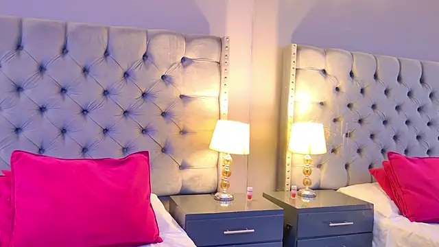 AshleyGingerr online show from April 2026 02:44:01 PM